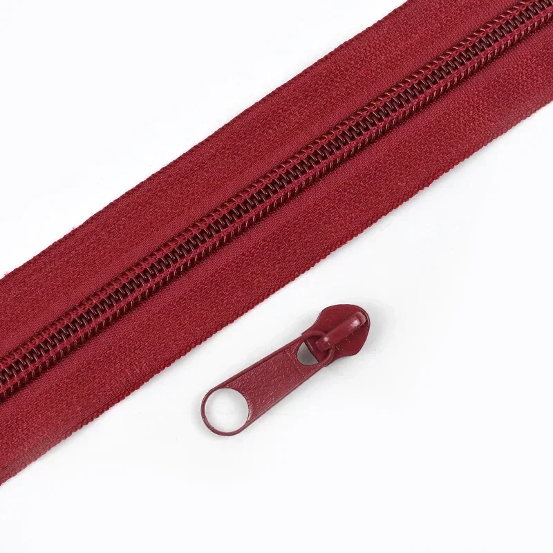 Colorful Nylon Coil Zipper Tape with Sliders for DIY Sewing and Garment Decoration