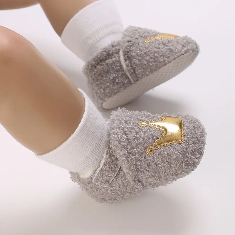 Suefunskry Baby Girl Boy Warm Shoes Crown Patch Fleece First Walking Shoes Soft Sole Crib for Fall Winter