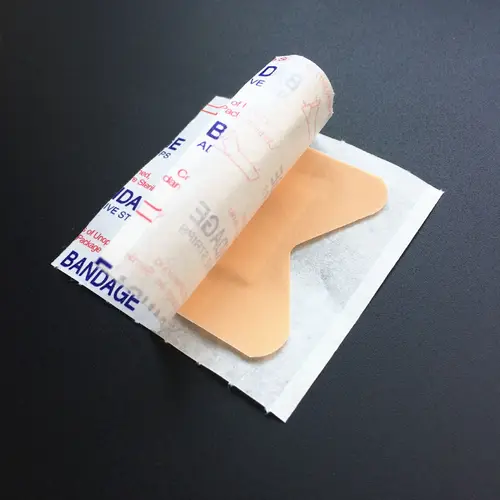방수 통기성 쿠션 접착 석고 밴드 보조기구, 상처 지혈 스티커 밴드, 응급 처치 붕대, 100 개 4