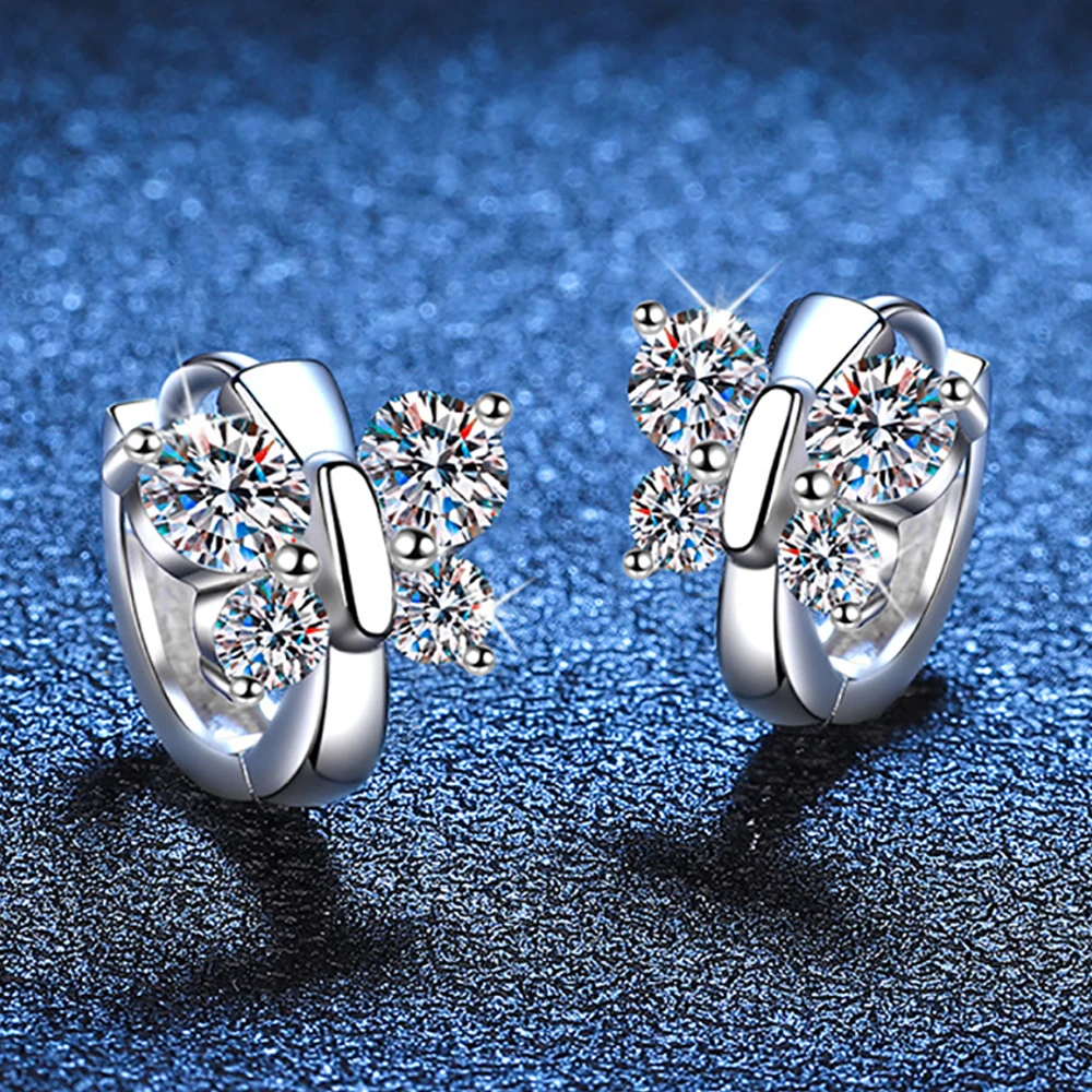 Orecchini a bottone con moissanite, argento sterling placcato oro 18 carati, chiusura a vite - Italia