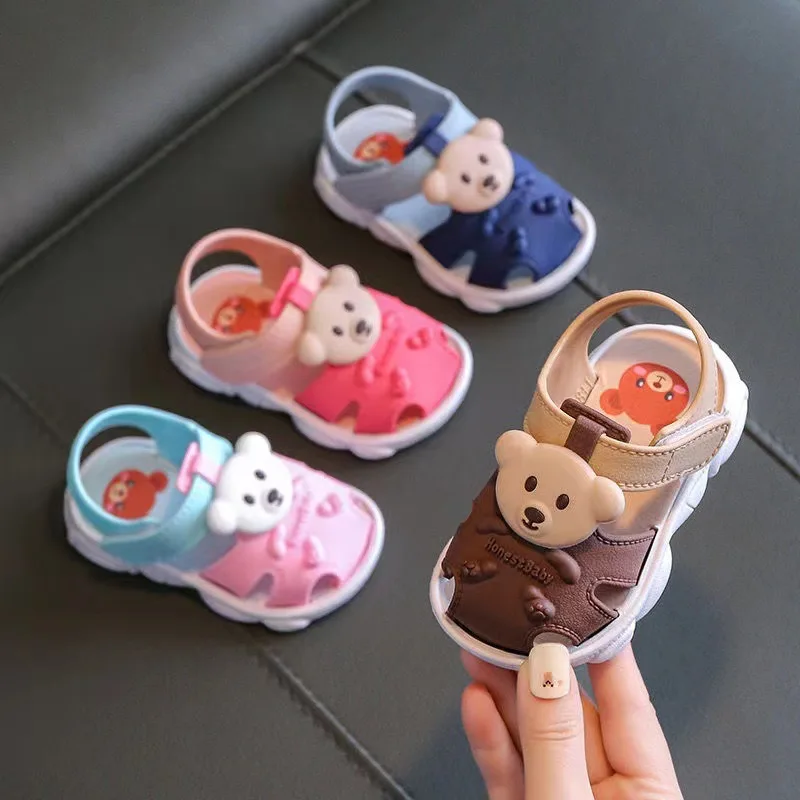 

2024 Summer Baby Sandals Children Baby Boys Baotou Beach Leaky Shoes Breathable Non-Slip Soft Sole Walking Shoes Cartoon Infant