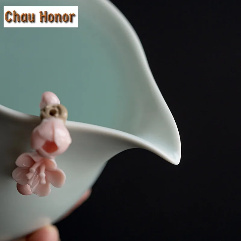 245ml Boutique Azure Ru Kiln Celadon Tea Pitcher Handmade Knead Pink Plum Blossom Ceramic Tea Maker Justice Cup Tea Ceremony