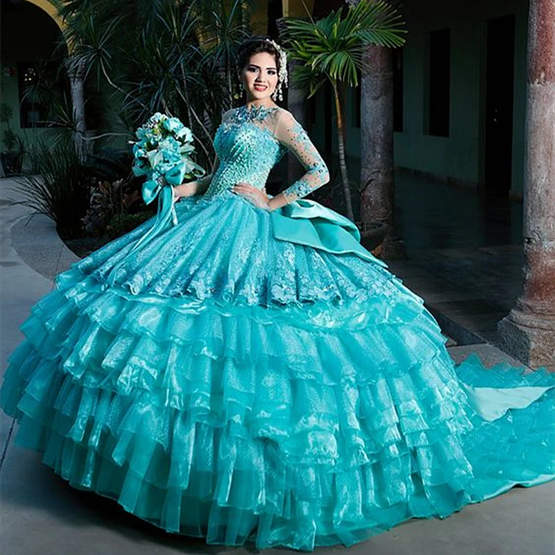 

Long Sleeves Princess Ball Gown Quinceanera Dresses With Bow Pearls Beaded Lace Applique Tiered Puffy Brithday Party Prom Dress