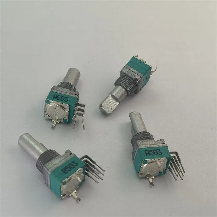 

Difeng RK097G vertical dual potentiometer A50k (B50k midpoint) handle 18MMF M9