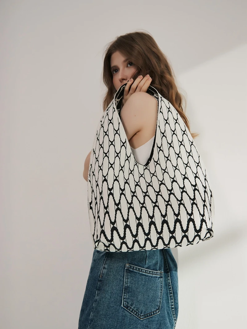 Stereoscopicshuttle Design Pattern Knitted Tote Bag Bucket Double-Sided Bag Large Capacity Casual Geometry Handmade Bag