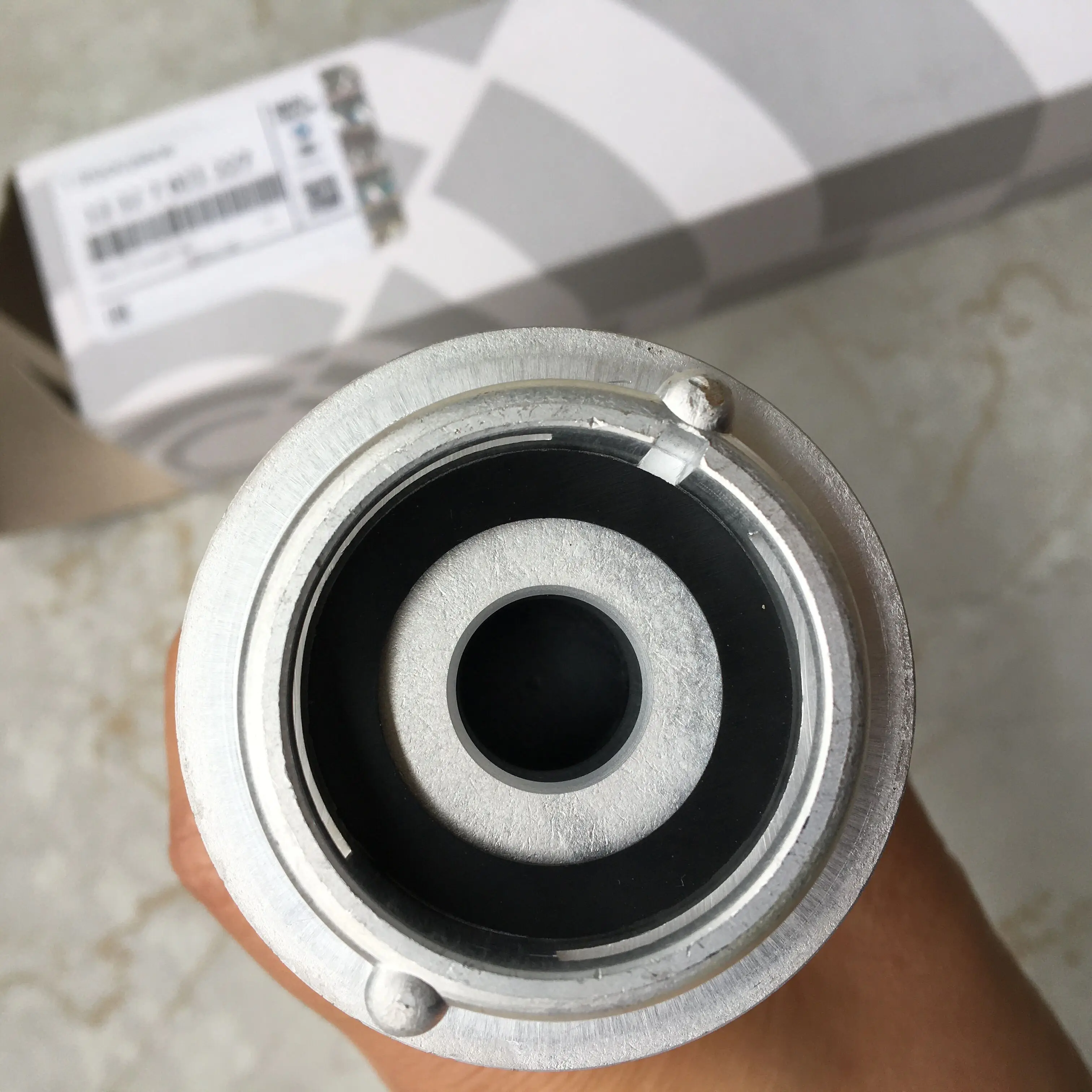 Genuine fuel filter for BM E70 X5 xDrive 35d M57 3.0L 13327788700 13327811227 13327811401 13327811227 740ld 535d fuel filter