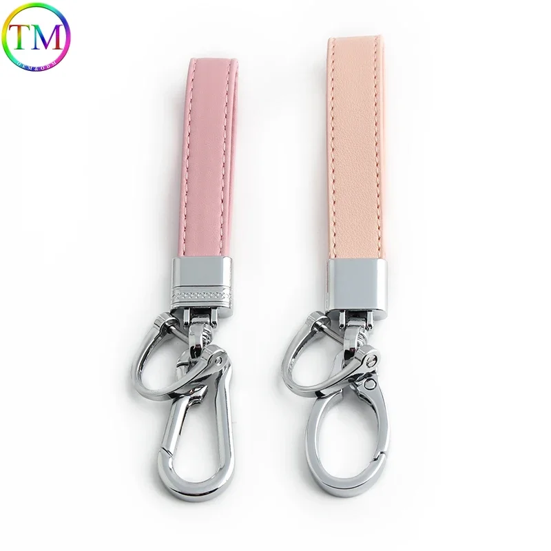 High-End Key Chain Metal Car Keychain Leather Unisex Personalized Pendant Creative Gift Decoration for Men Women Bag Accessories