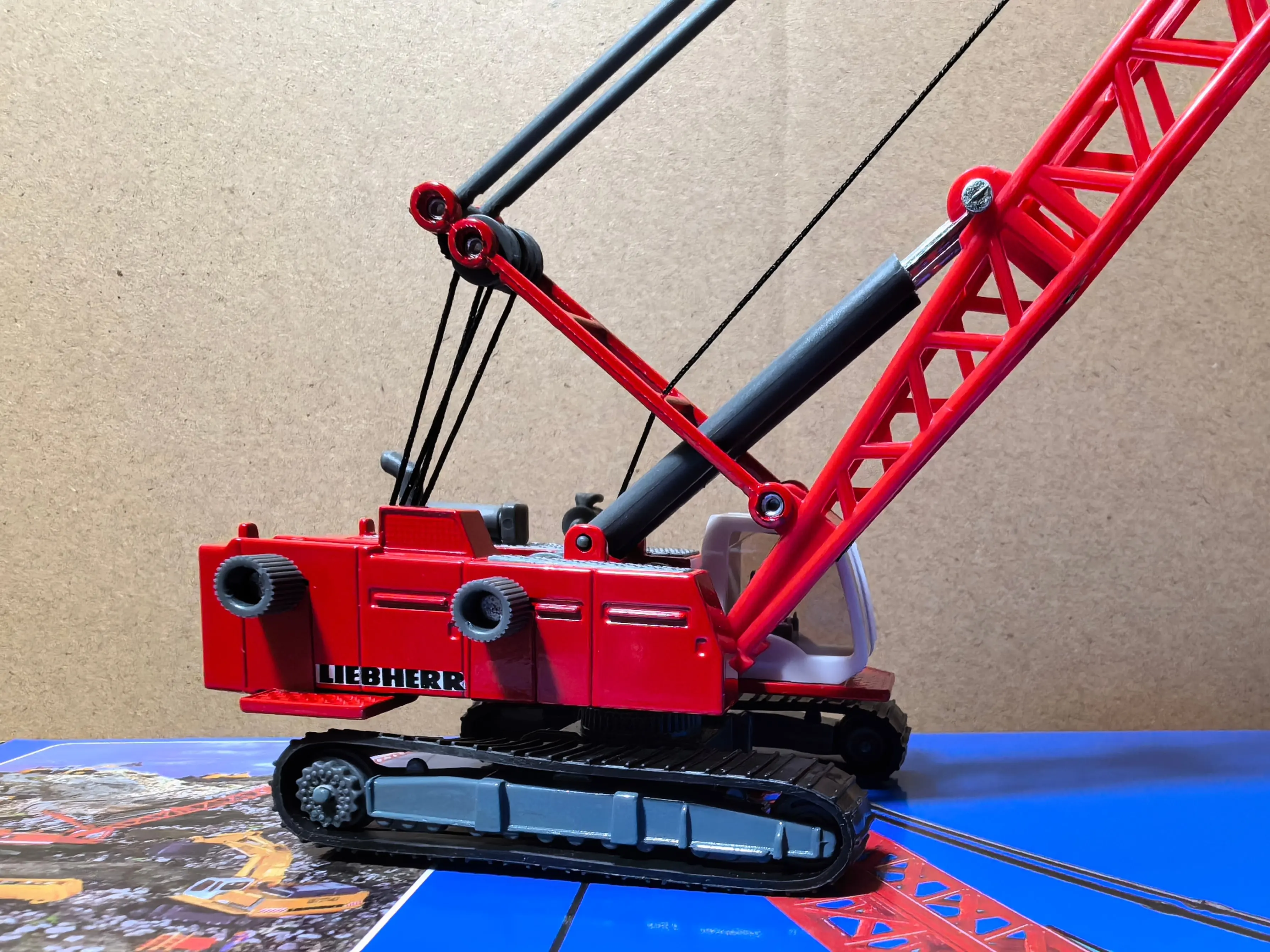 Рисунок 5 - Башенный кабельный кран 1:87 Инженерная