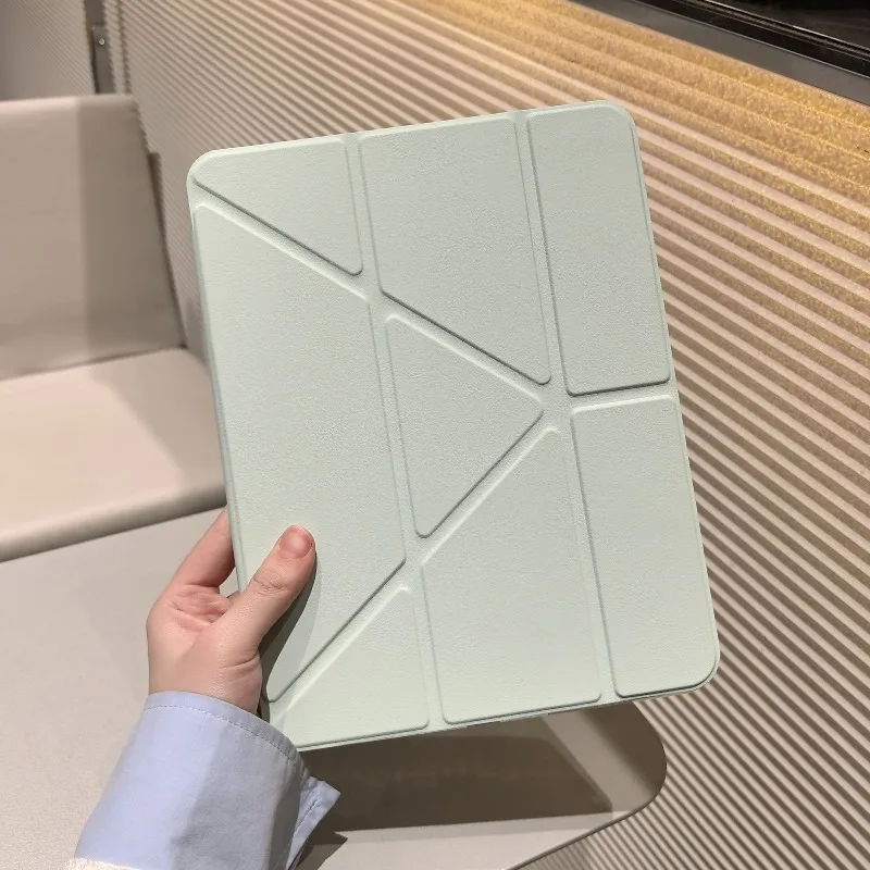 Sleek & Stylish Foldable Crystal Clear iPad Case