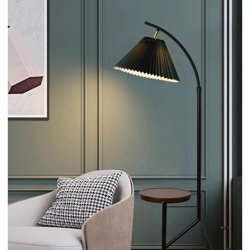 

Floor lamp living room bedroom pleated luxury coffee table shelf integrated study background floor lamp next to vertical sofa