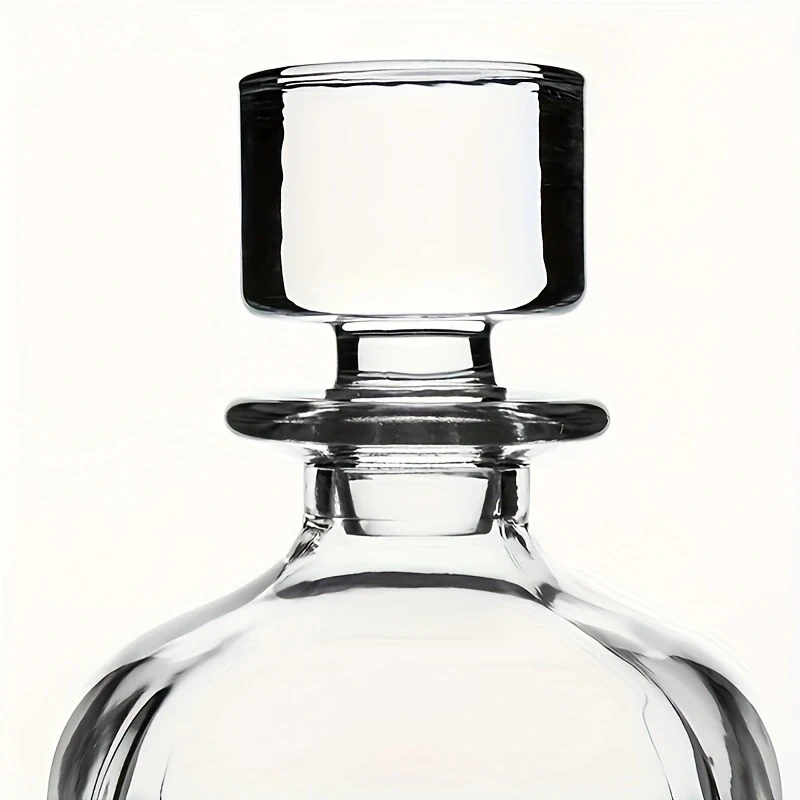 Simply Elegant Decanter 2