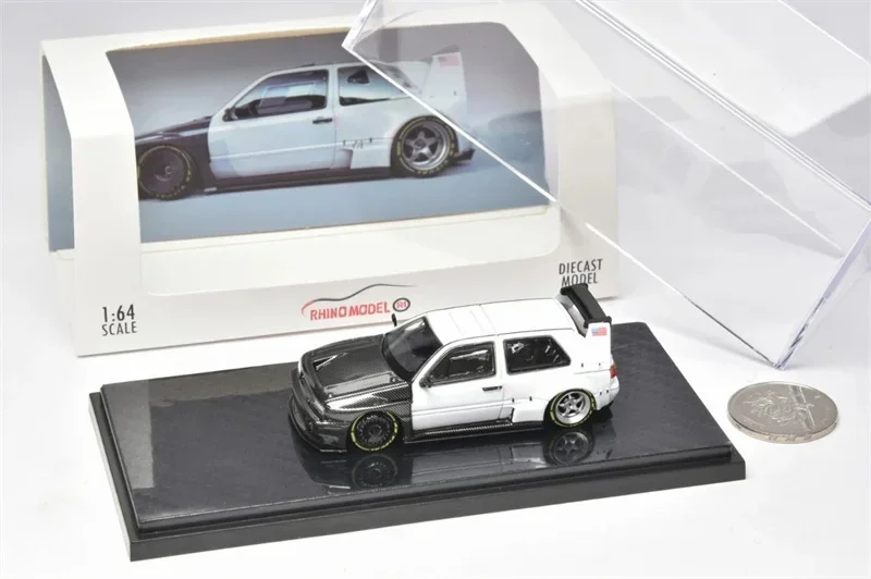 Rhino モデル RM 1:64 ゴルフ Mk3 ムーンローバー ホワイト ダイ