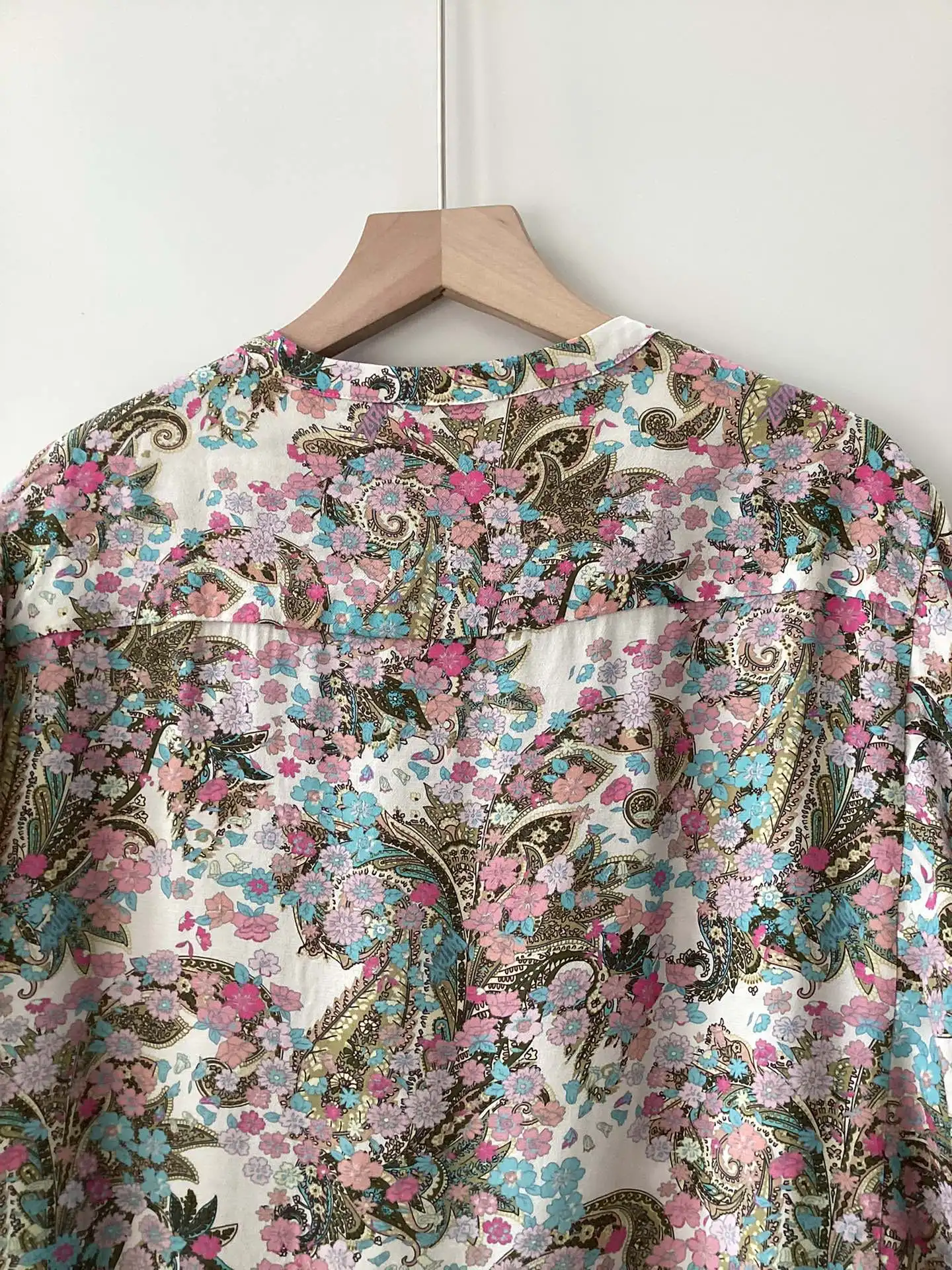 

Women Butterfly Sleeve Shirt Floral Print Single Breasted Round Neck Blouses