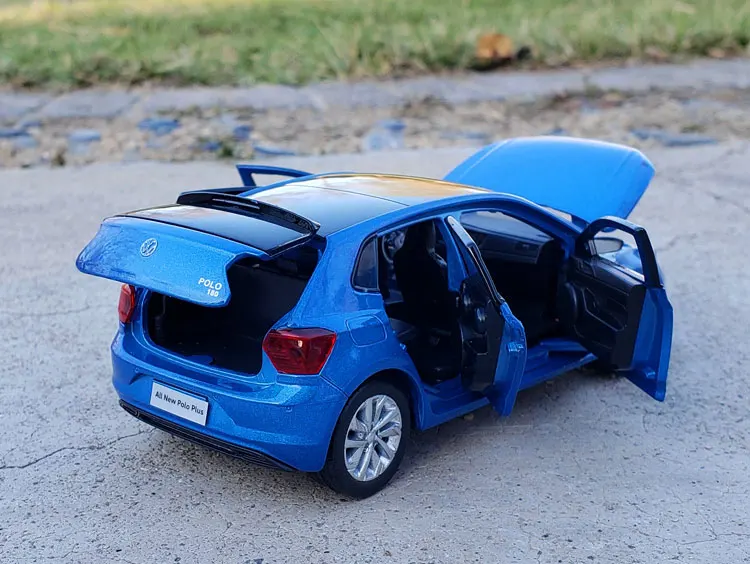 1:32 Volkswagens POLO Alloy Car Model Diecasts & Toy Vehicles