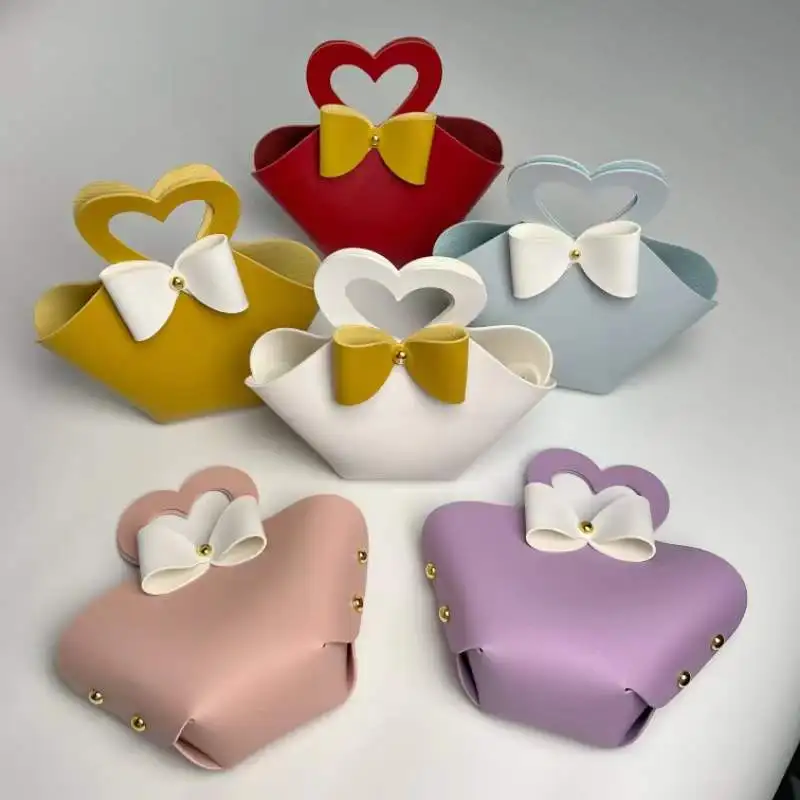 

60pcs Mini Leather Gift Bags with Bow for Guests Wedding Party Favour Bag Baby Shower Distributions Candy Cosmetic Packaging Bag