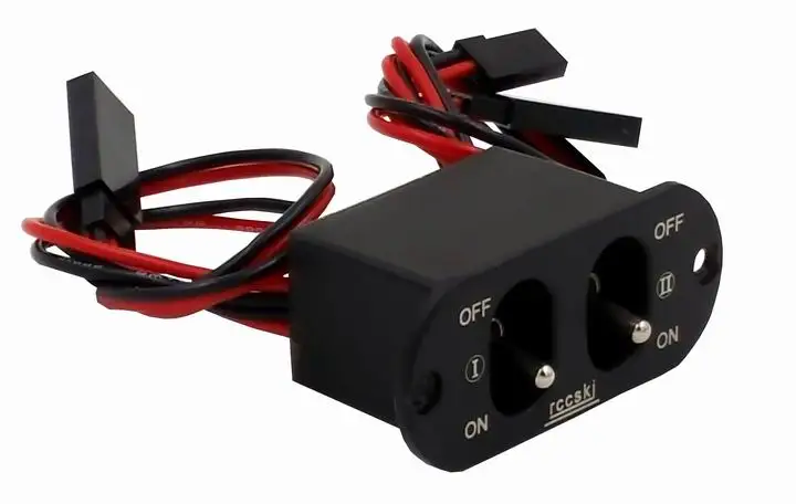 Interrupteur double haute puissance 30A installé sur une batterie LiPo drone RC 2-8S, connexions sécurisées