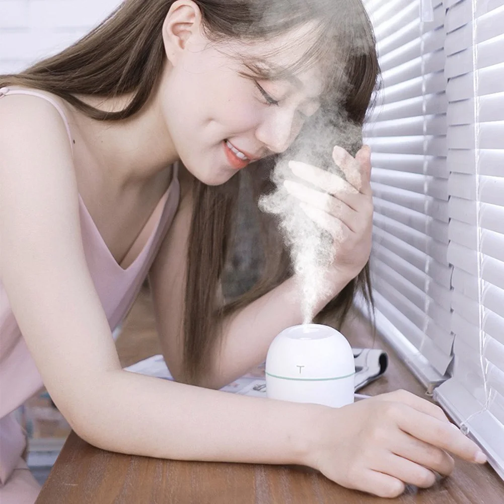 Air humidifier 200ML Mini Air humidifier USB Aroma Essential oil Diffuser Home Car Ultrasonic Mist maker Humidicador with LED lamp