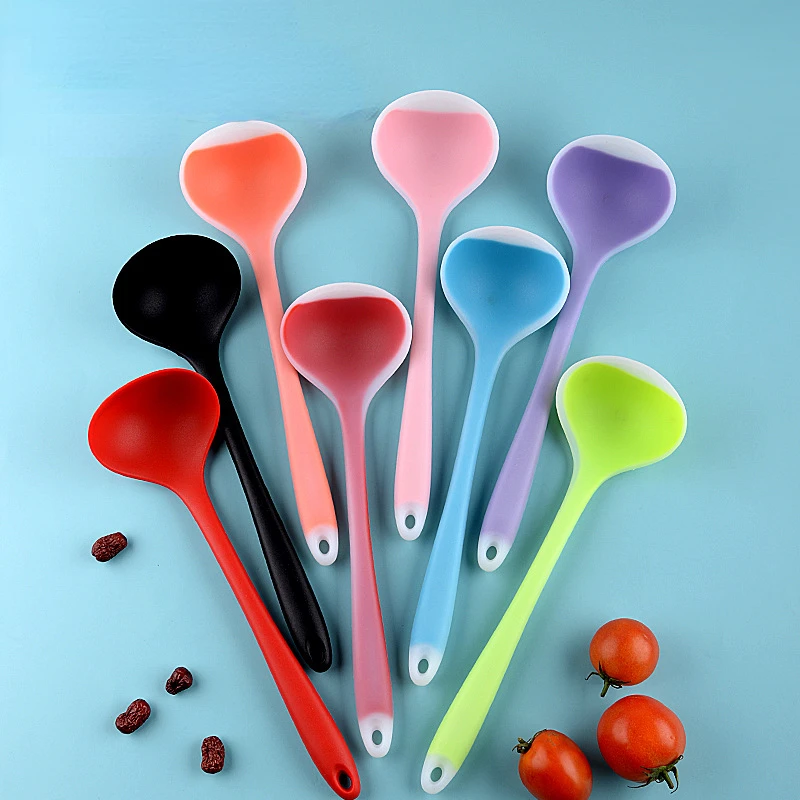 Long Handle Large Soup Spoon Silicone Ramen Noodles Tablespoons Hot Pot
