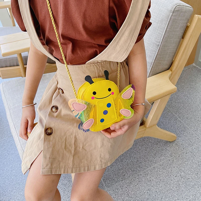 Joli sac abeille à bandoulière pour petites filles !