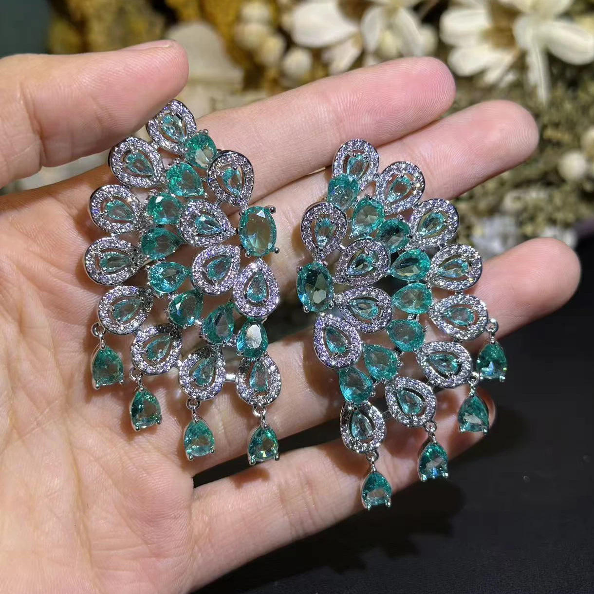 زوج واحد من أقراط متدلية على شكل طاووس كريستال زمر...