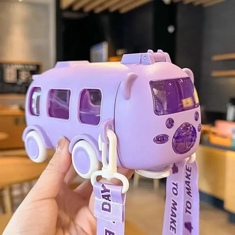 Cute Bear-Shaped Children's Water Bottle with Shoulder Strap - 500ml