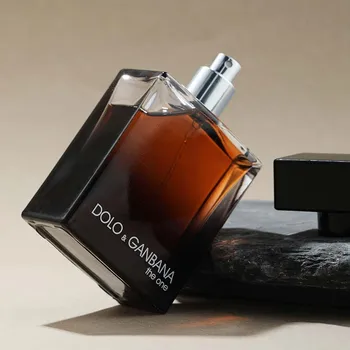 2025 Brand Perfume Woody Men Perfume Spray Flirting Pheromone Long Lasting Irresistible Floral Vibrant Light Fragrance Gentleman 1