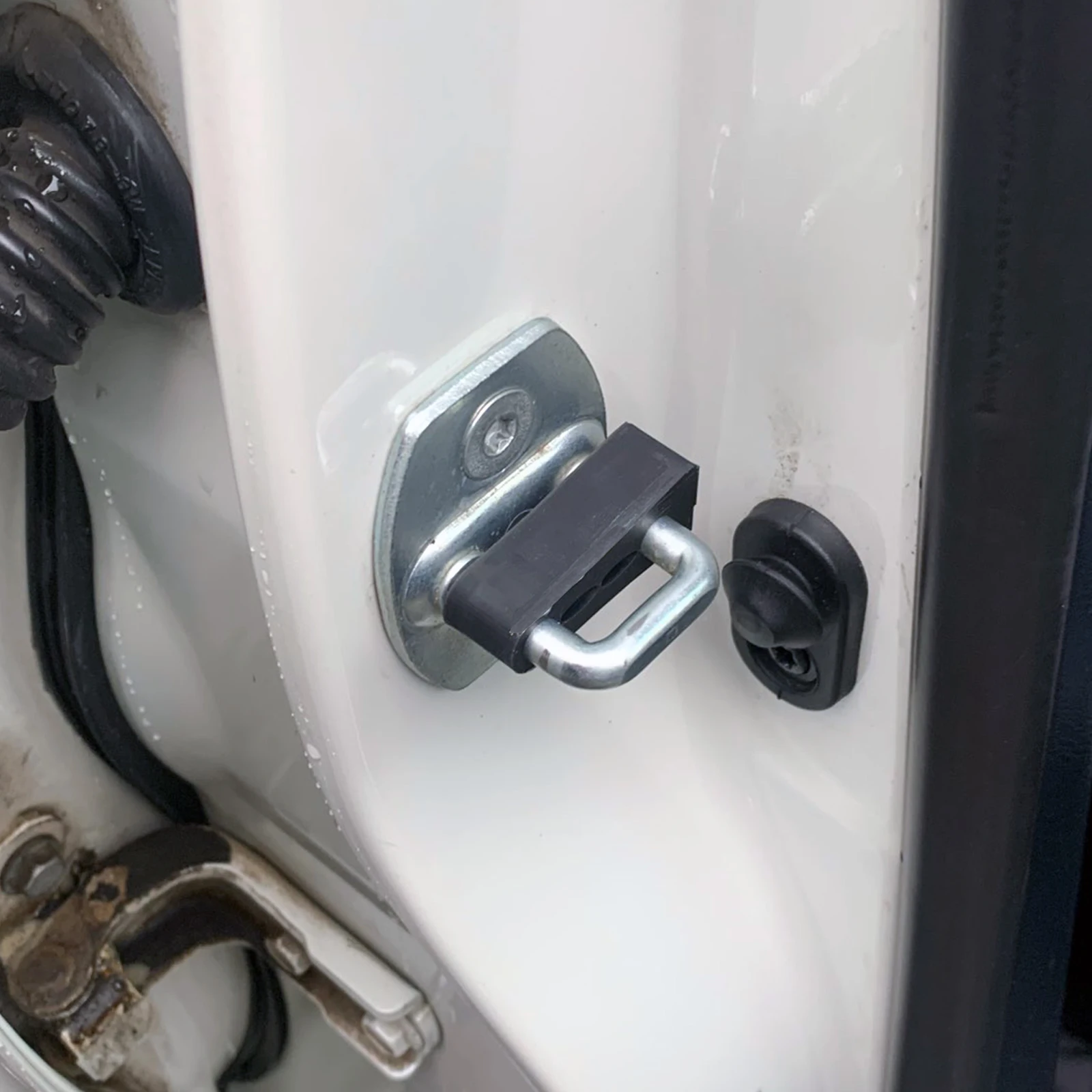 Car Door Lock Deadener Damper For Toyota Land Cruiser J100 J200 LC100 LC200 Noise Insulation