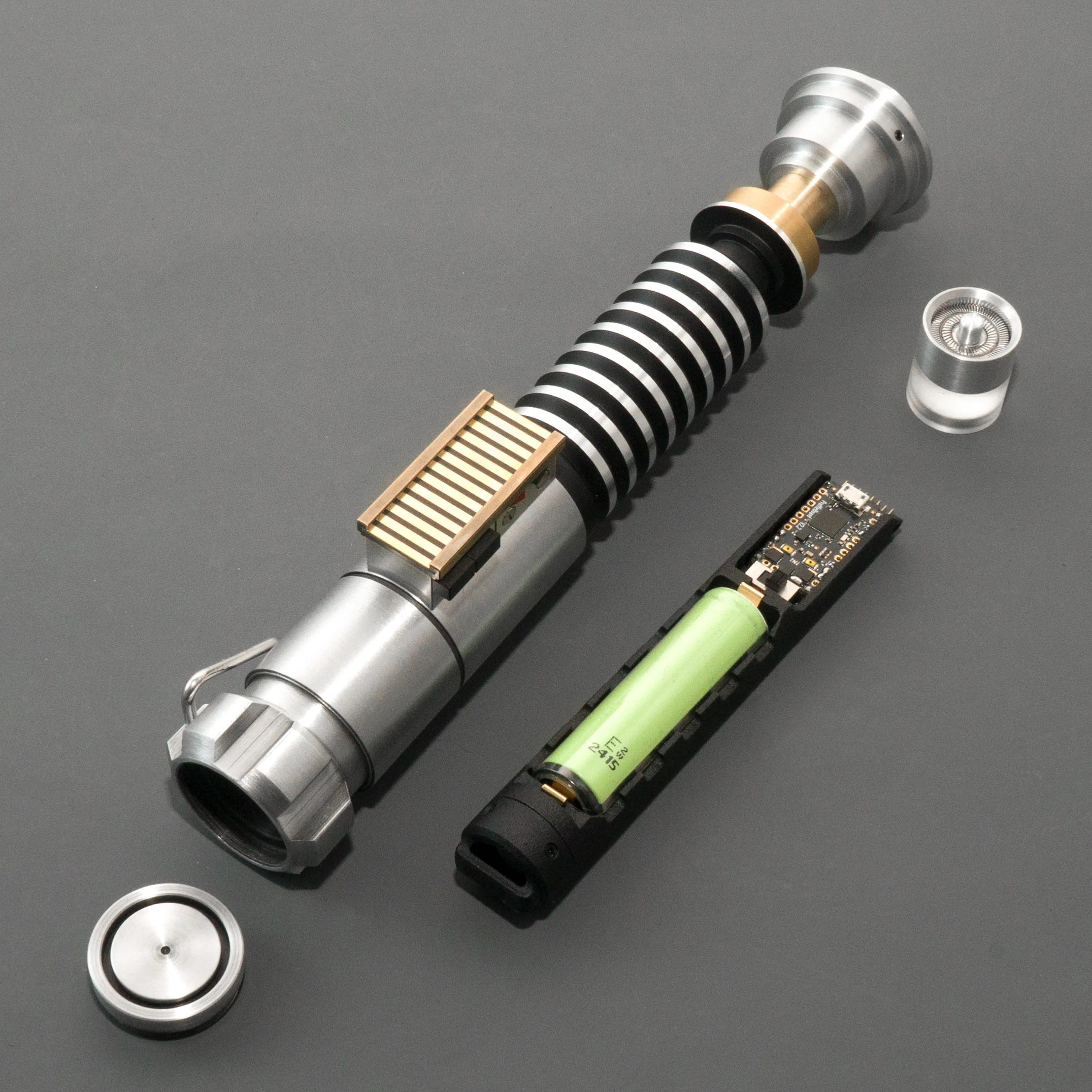 ELF SABERS ルーク　ライトセーバー ELF SABERS LUKE EP8 HERO カスタムライトセーバー | SYBERSABERS