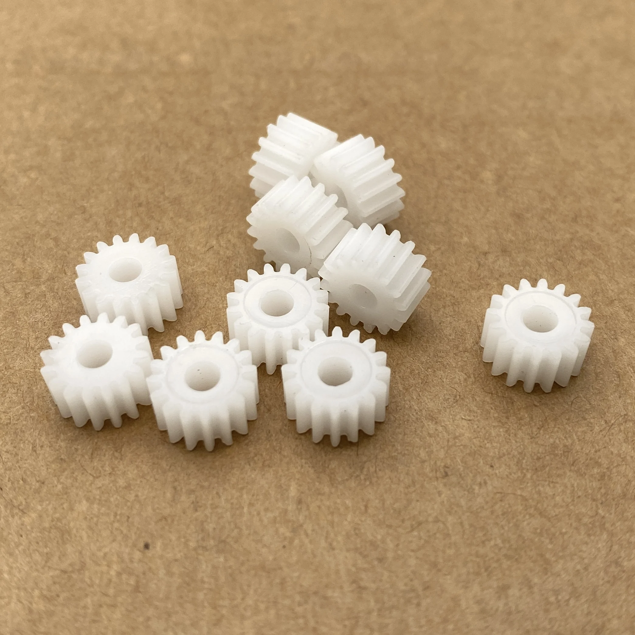 Plastic Gears DIY Motor Straight Gear 0.5M 16T 18T 2/3mm