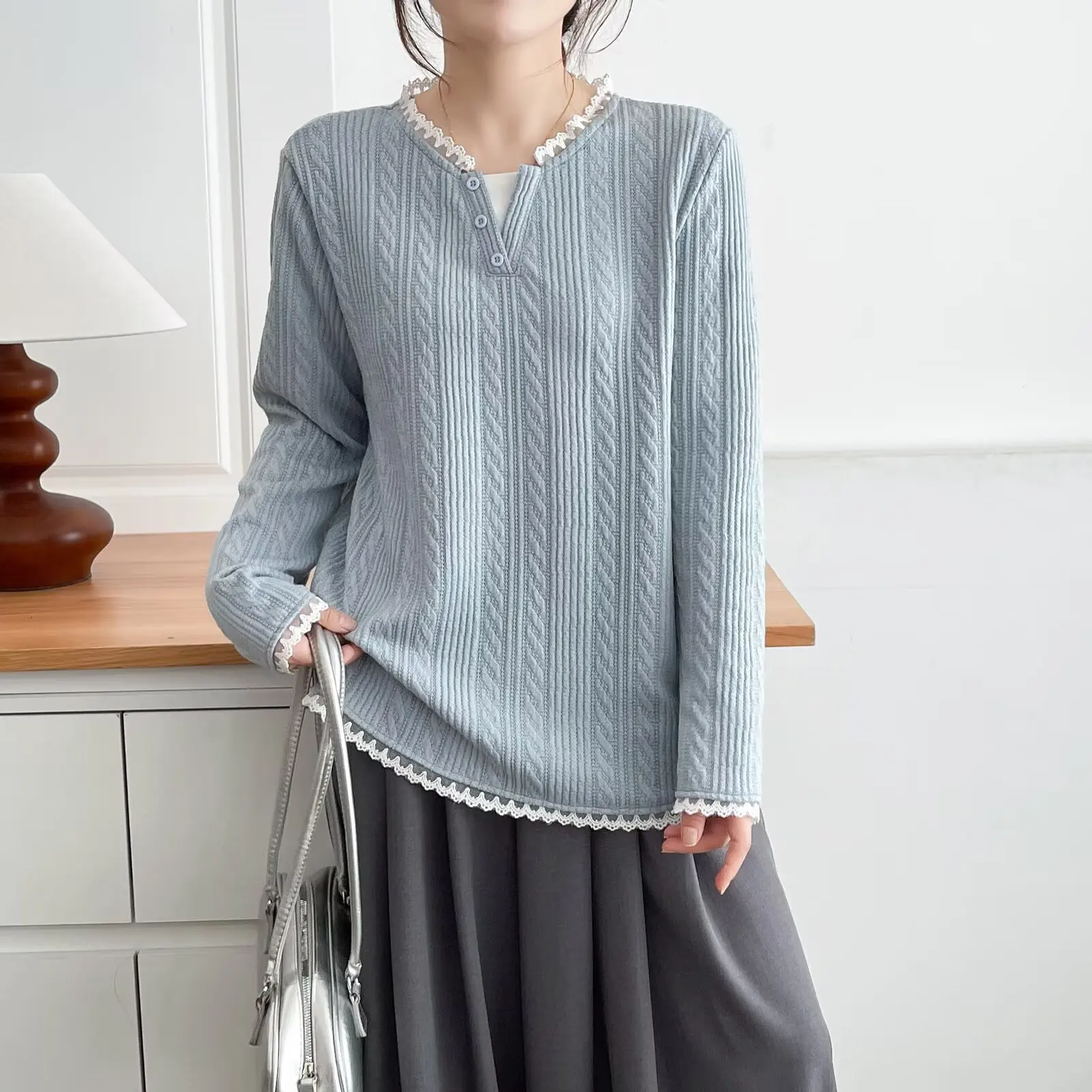 Fashion Plus Size Women's T-Shirt Lace Collar Fake Two Pieces Long Sleeved Tops Autumn 2025