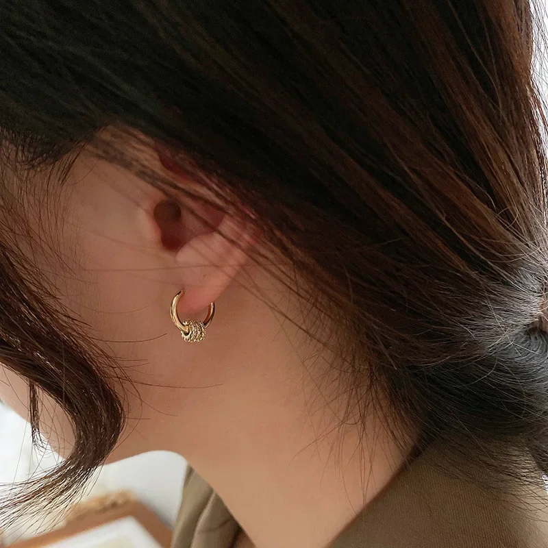 [韓国人気ジュエリー] CLASSIC Joint Earrings Classic Gold Color Stainless Steel Geometric Circle Hoop