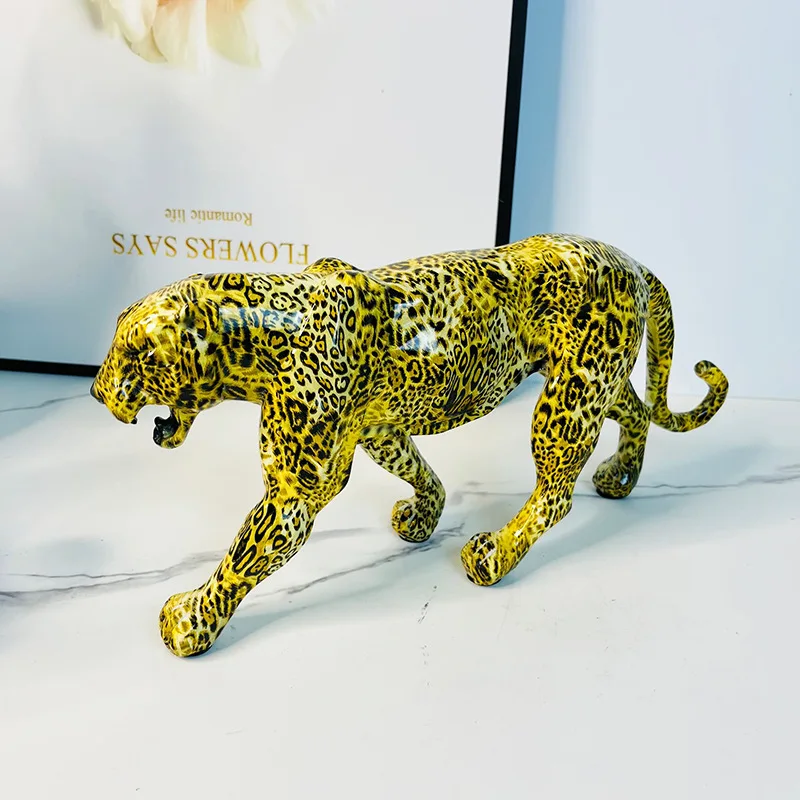 Creative dazzle colour leopard animal resin crafts ornaments home living room desktop TV cabinet decoration