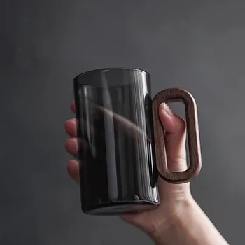 Tazza di vetro con manico in legno grigio fumo creativo per uso domestico tazza da tè in vetro resistente al calore ad alto contenuto di borosilicato monostrato 1