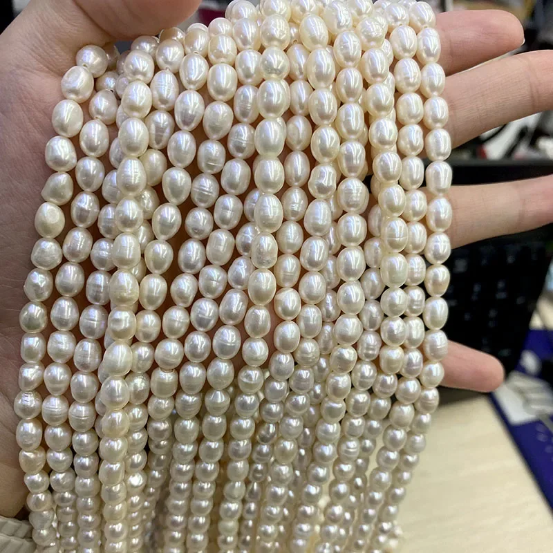 

5 Strands/lot Middle Quality 5-6mm Natural Freshwater Pearl Rice Shaped Loose Pearl Baeds for Women DIY Necklace