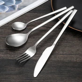 Posate con manico quadrato in acciaio inossidabile addensato stoviglie opache coltello da tavola forchetta da insalata cucchiaio da Dessert posate per cucina 1