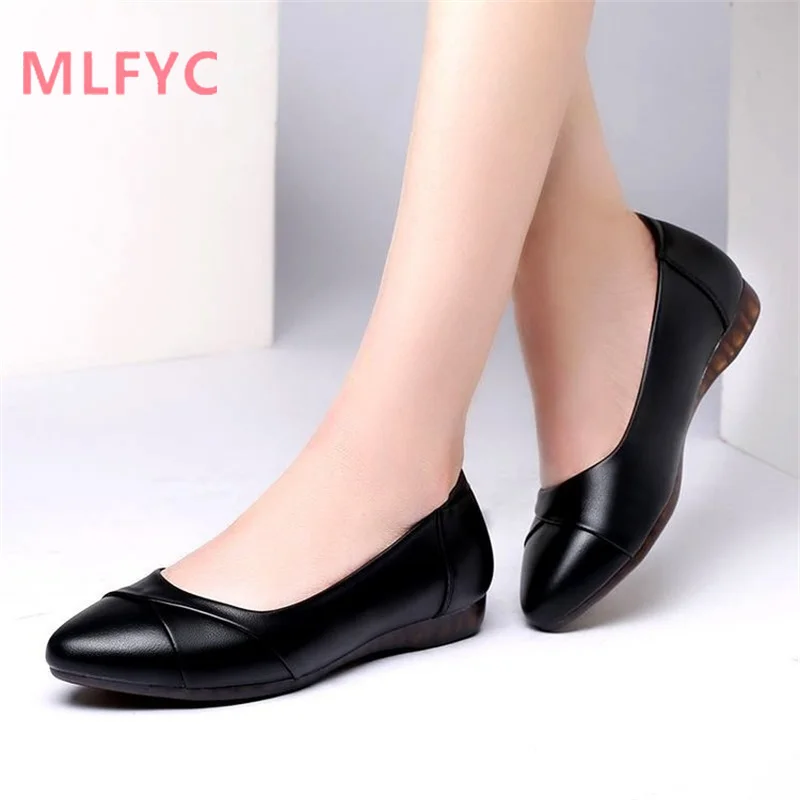 Single Shoe Female 2023 Pointed Toe Shallow Mouth Versatile Professional Shoes Soft Leather Formal Dress One Step Shoes