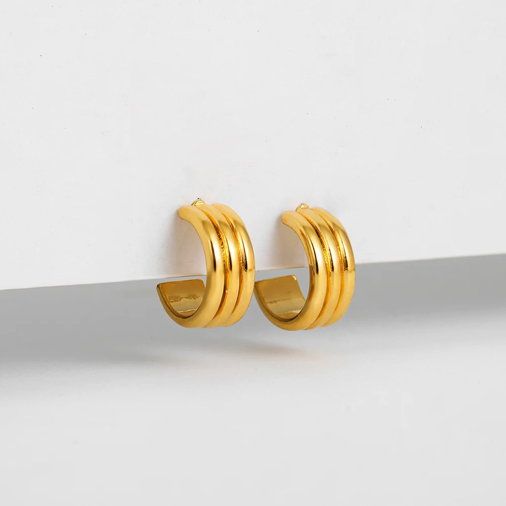 Vintage Triple Ridge Mini Hoop Earrings Hypoallergenic Multi-layer Metal C-shape Piercing Huggie 18K Gold Plated Women's Jewelry