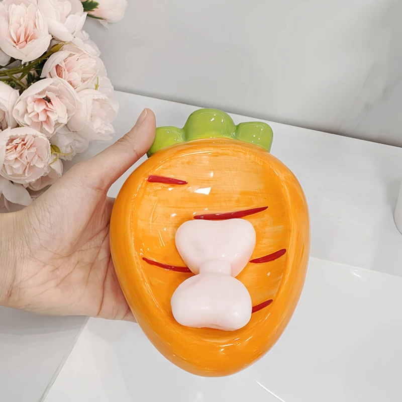 Ceramic Cute Cartoon Carrot Shaped Soap Dishes Storage Rack, Home Bathroom Supplies Creative Light Luxury Drain No Punching, 1Pc