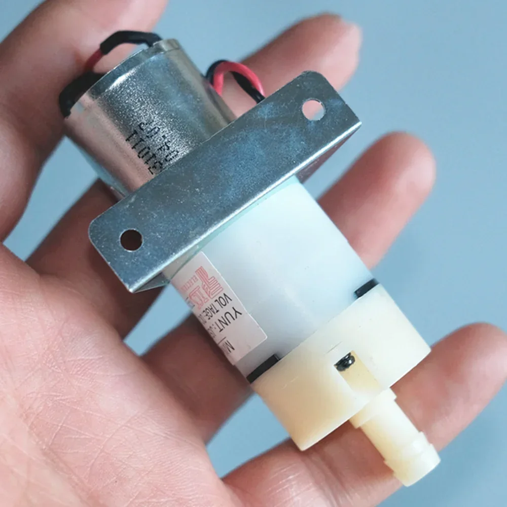 Mini Pompa Autoadescante Xuro DC 12V – Motore 370, 1 L/min, Portata 1,5 M, Sollevamento 4 M, Per Robot Pulitori E Spazzatrici, Leggera E Compatta