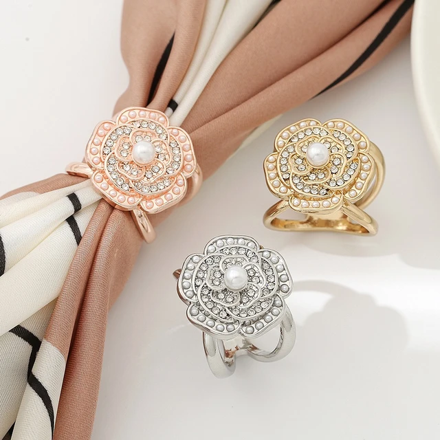 Fashion Flowers Brooch Scarf Buckle Bouquet Luxury Crystal Rhinestone Scarf  Clips for Women Christmas Xmas Jewelry