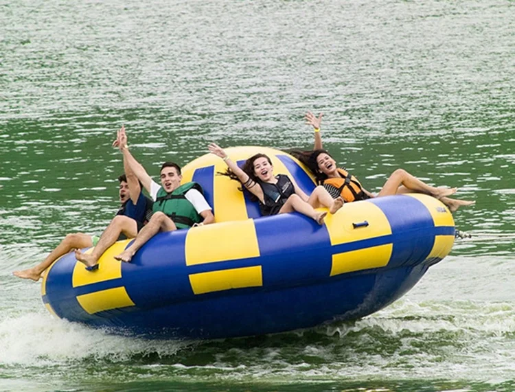 Надувная водная горка. Надувные водные аттракционы. Водные аттракционы для детей. Надувные горки на море. Надувные водные аттракционы.