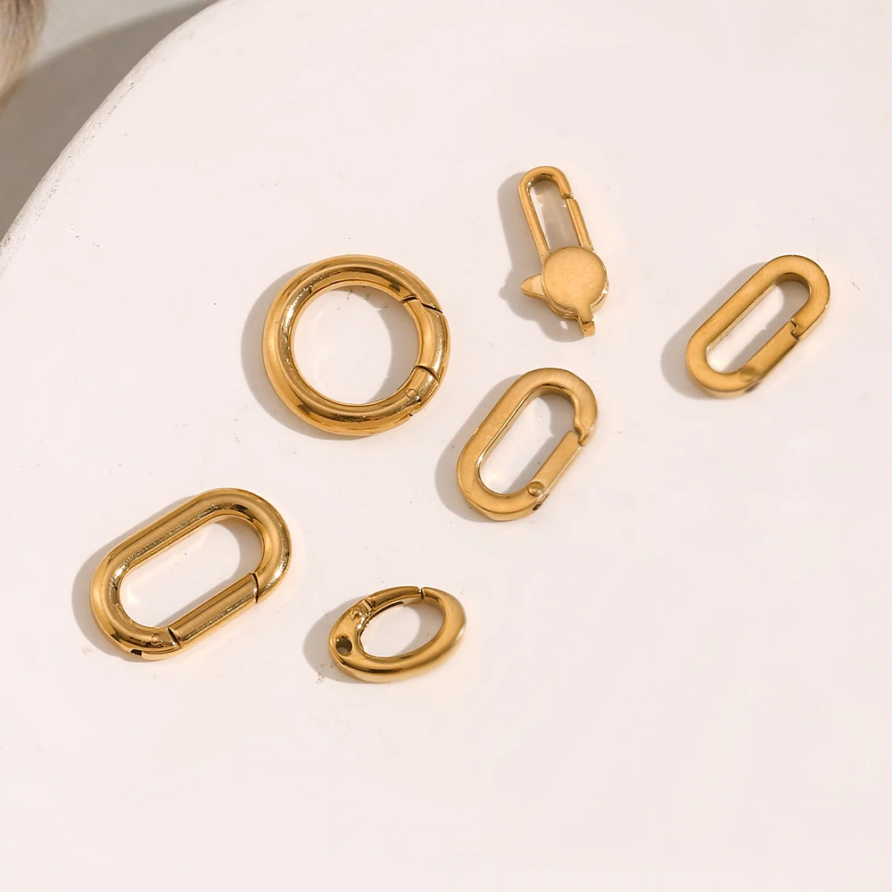Elegant Round Oval Buckle Pendants - 18k Gold Plated Stainless Steel