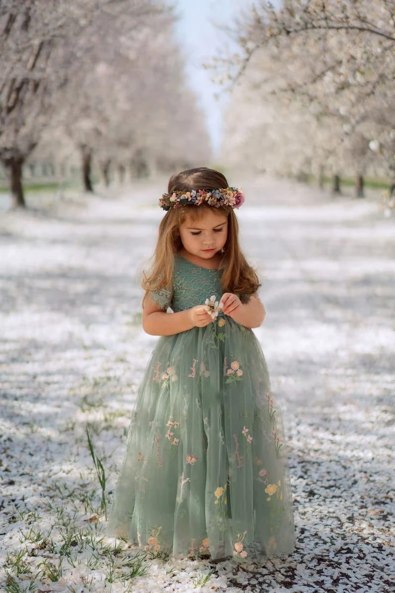 Flower Girl Dresses – The Style Fairy