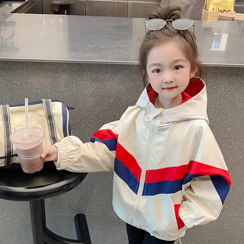 Girls Coat Hardshell Jacket 2024 New Girls Baby Spring Jacket Western Style Top Children Spring and Autumn Interchange Jacket