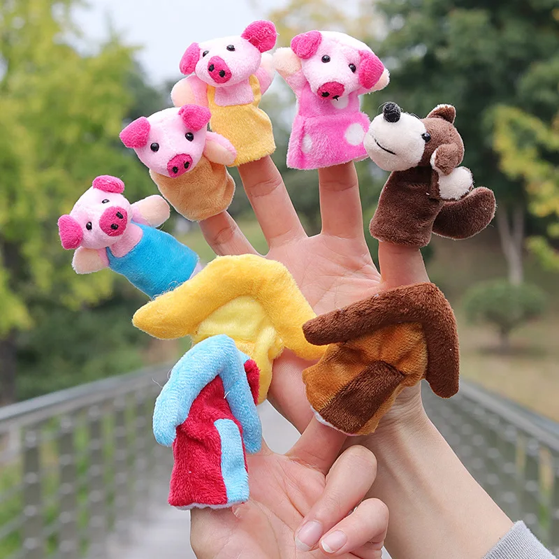 Animal Finger Puppet 8pcs/lot Baby Cartoon 3 Little Pigs Characters Finger Puppets Theater Show Soft Dolls Props Kids Toys for Children Gift Game