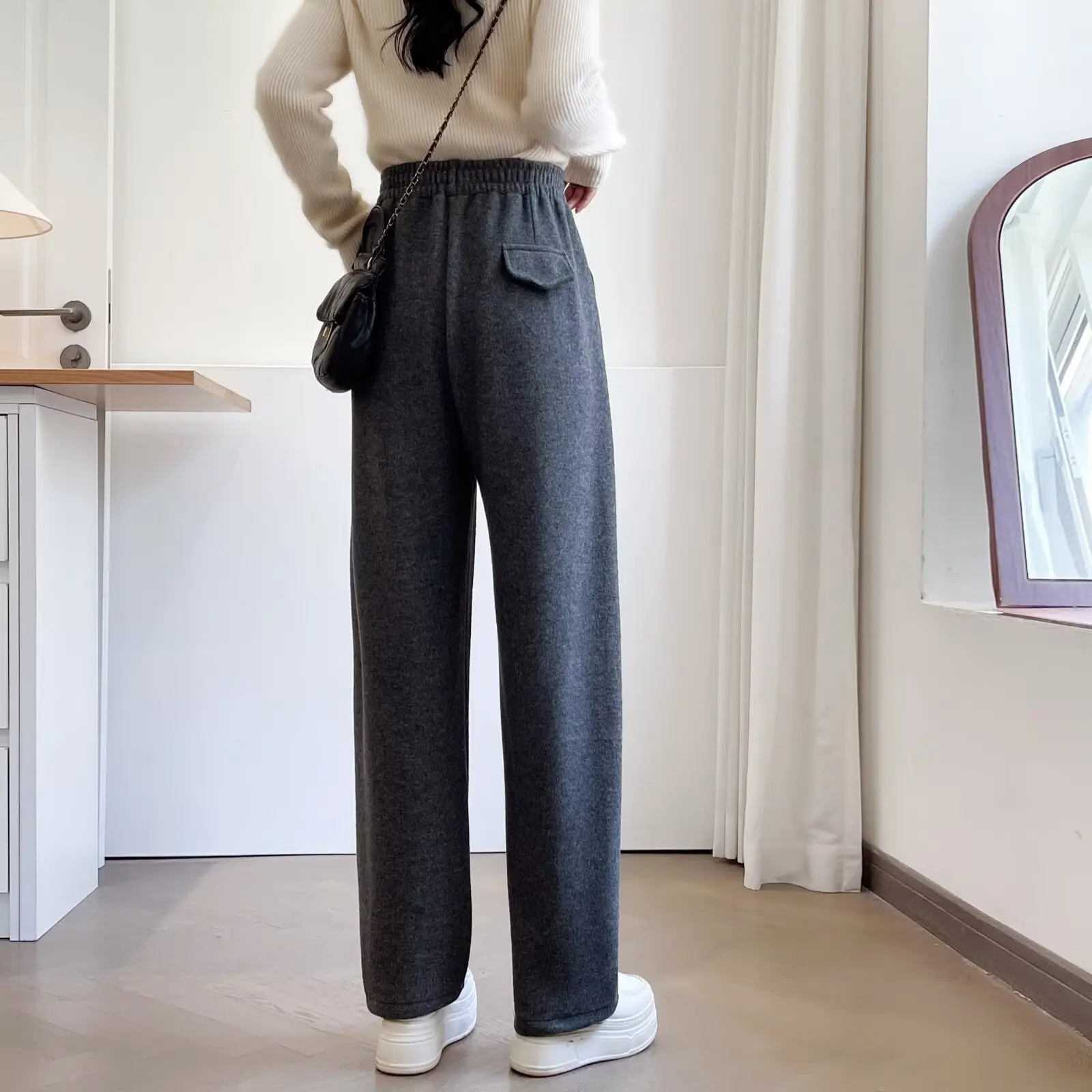 Autumn And Winter Style Fleece And Thickened Casual loose-fitting Trousers XXXXL Fashion Plus Size Women's Straight  Pants 2578