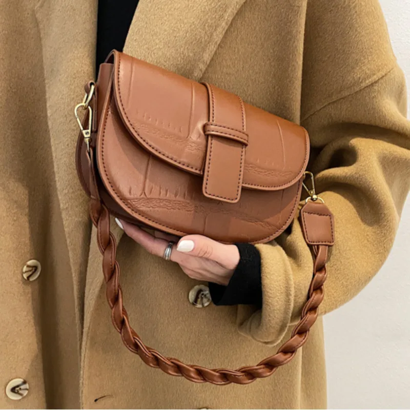 Women's Saddle Bag Embossed Crocodile Pattern PU Leather Ladies Handbag Small Shoulder Crossbody Bags PU Leather Ladies Handbag