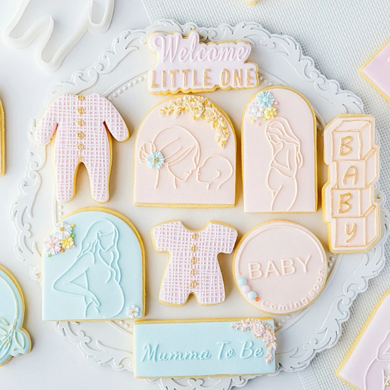 Baby Mom Cookie Mold Acrylic Embossed Press Stamp Pregnant Biscuit Cutter DIY Baking Biscuit Pastry Tools Fondant Sugar Craft