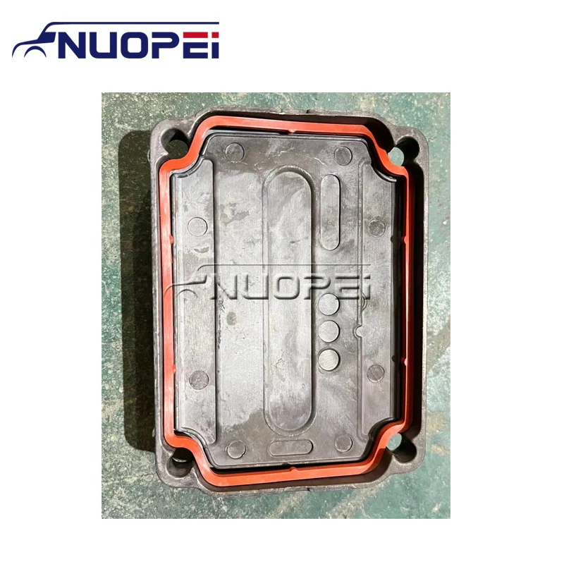 Truck Valve Housing Cover European Auto Spare Parts Scani 1493770 2447370 truck valve housing cover