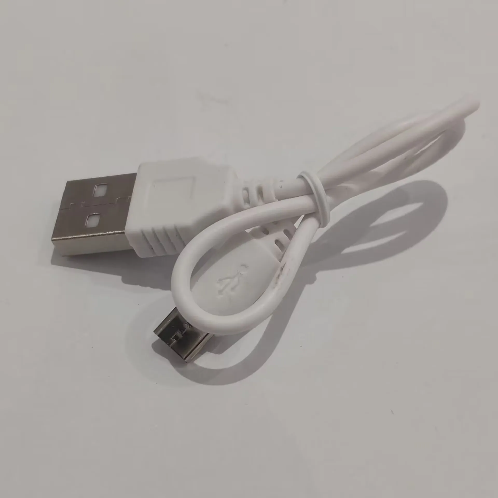 

Оригинальный F194 RC Drone F194 бесщеточный двигатель, Квадрокоптер 7,4 V 2500mAh литиевая батарея запасные части USB зарядный провод